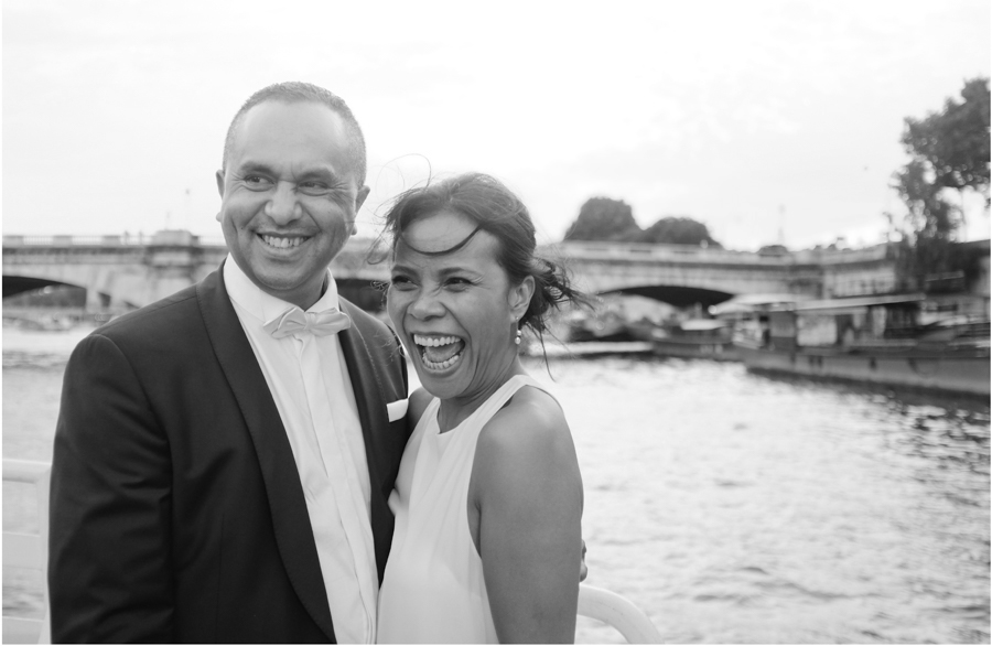 jour-j-photographie-sacha-heron-photographe-mariage-seance-couple-sur-la-seine-paris-11