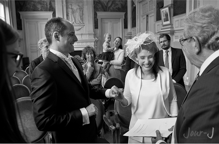  ceremonie-civile-sacha-heron-jour-j-photographie-photographe-de-mariage-paris-MM-8